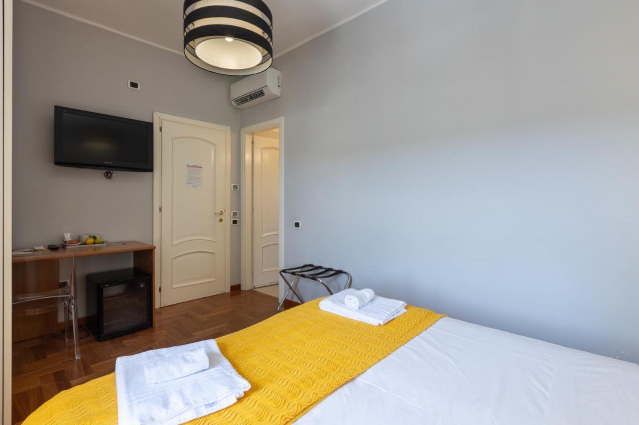 Bed And Breakfast Del Fiore Cagliari Dış mekan fotoğraf