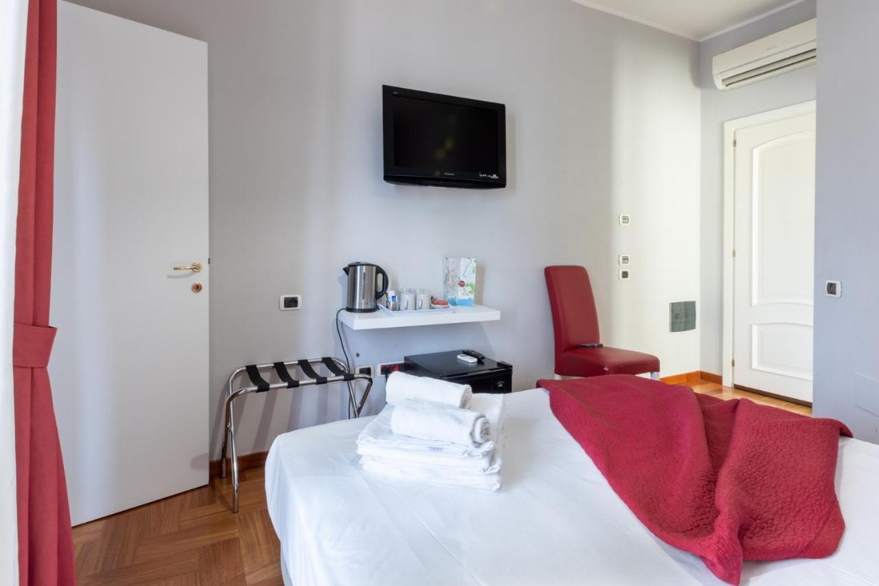 Bed And Breakfast Del Fiore Cagliari Dış mekan fotoğraf